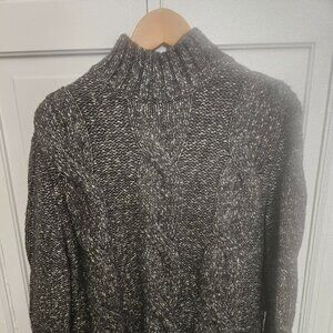 Banana Republic Mock-Turtleneck Sweater. Donegal-Style - Grey-White - Medium